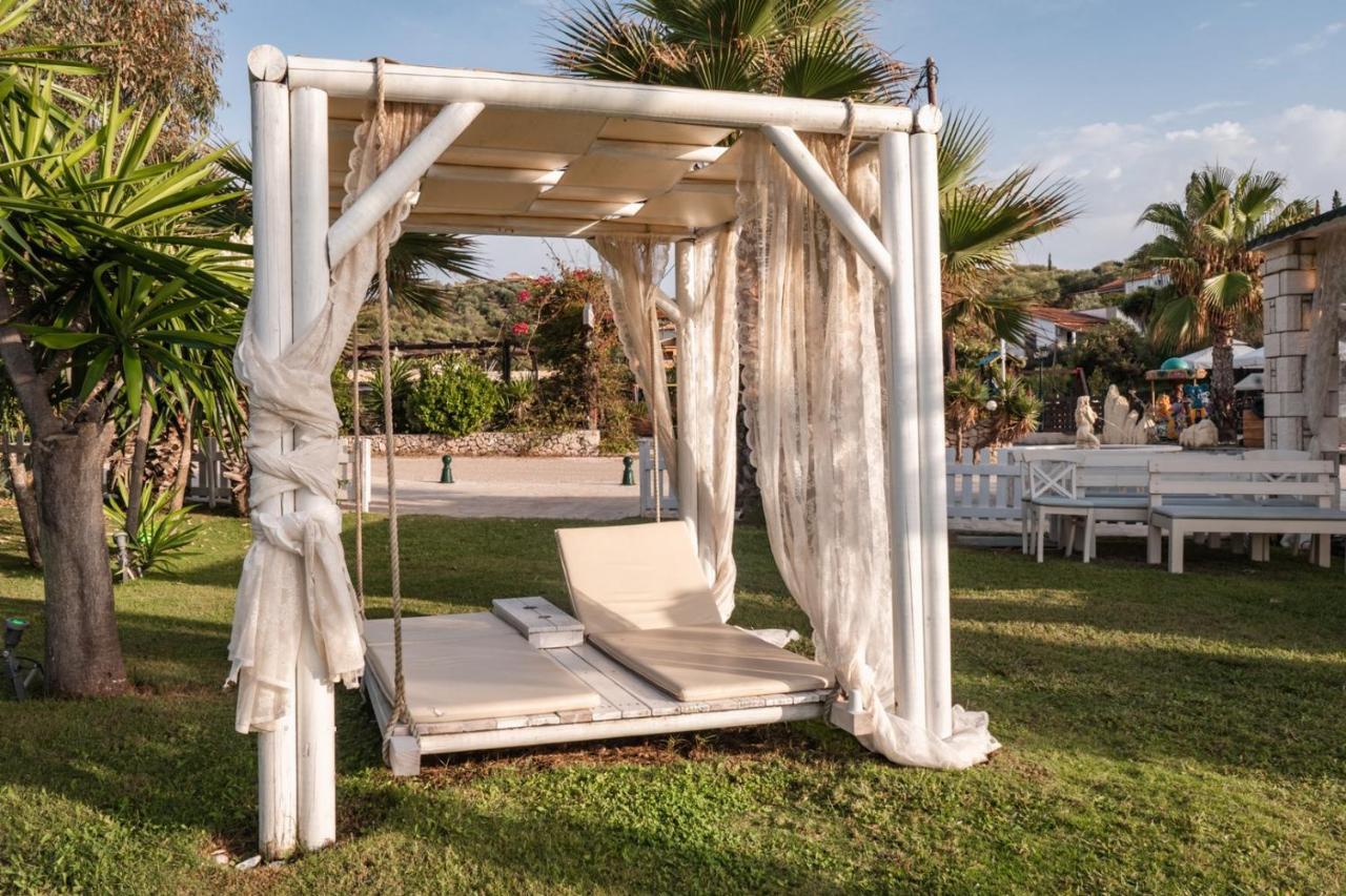 Apartment Sofia - Beachfront Agios Spyridon  ภายนอก รูปภาพ