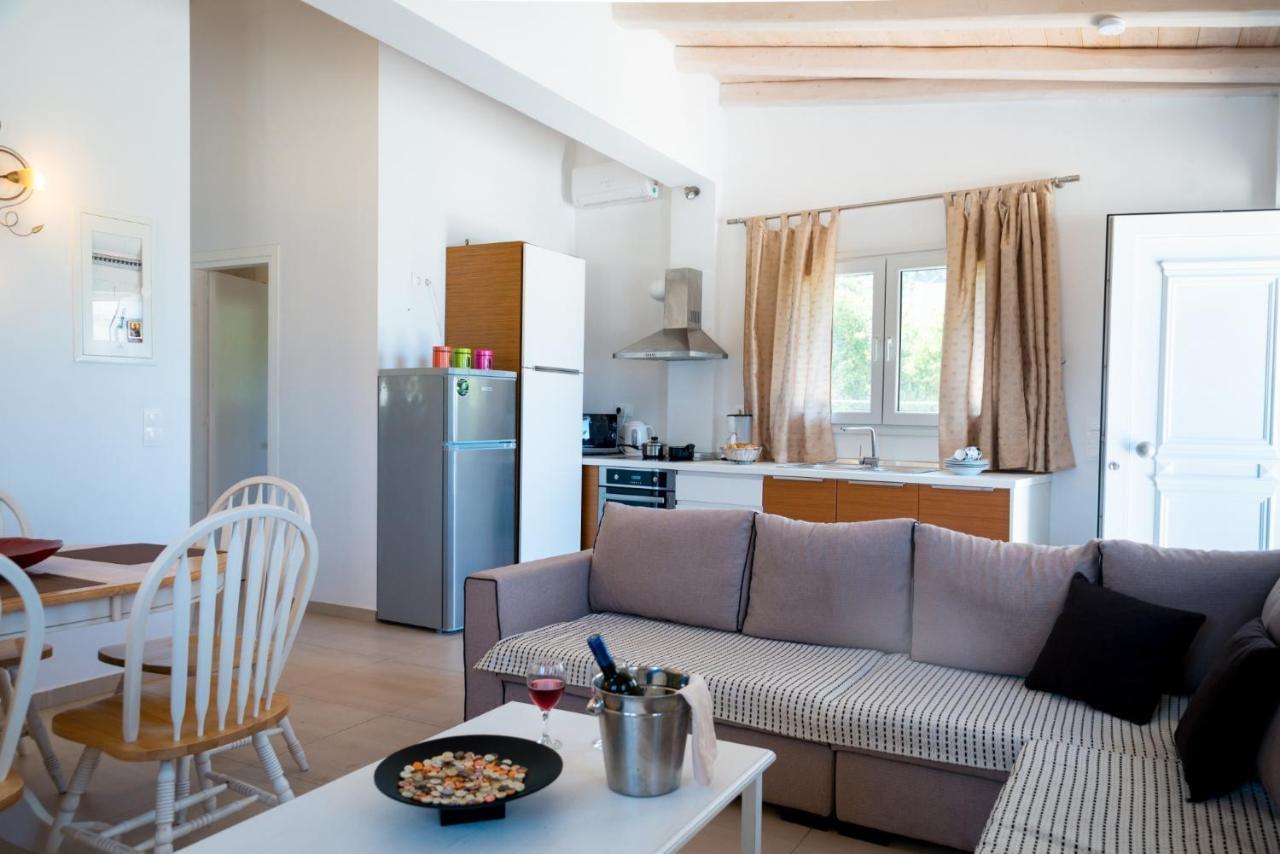 Apartment Sofia - Beachfront Agios Spyridon  ภายนอก รูปภาพ